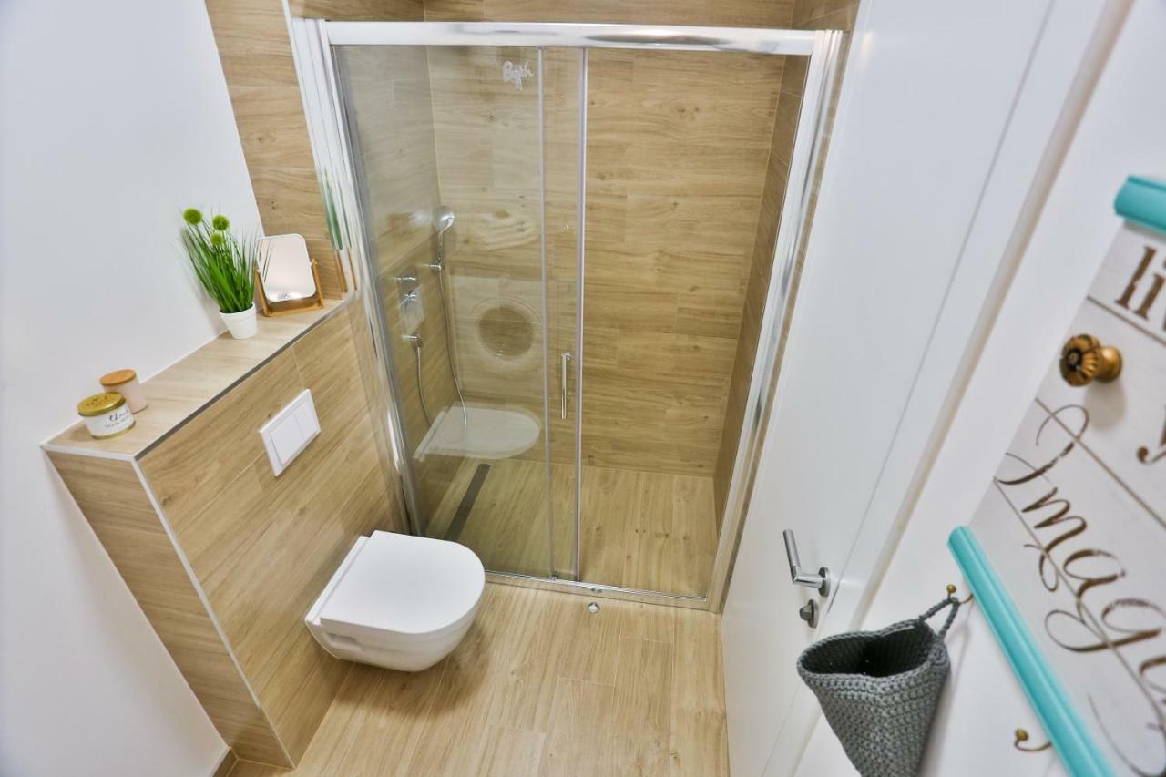 Luxury Urban Villa Apartments With Jacuzzi 斯普利特 外观 照片