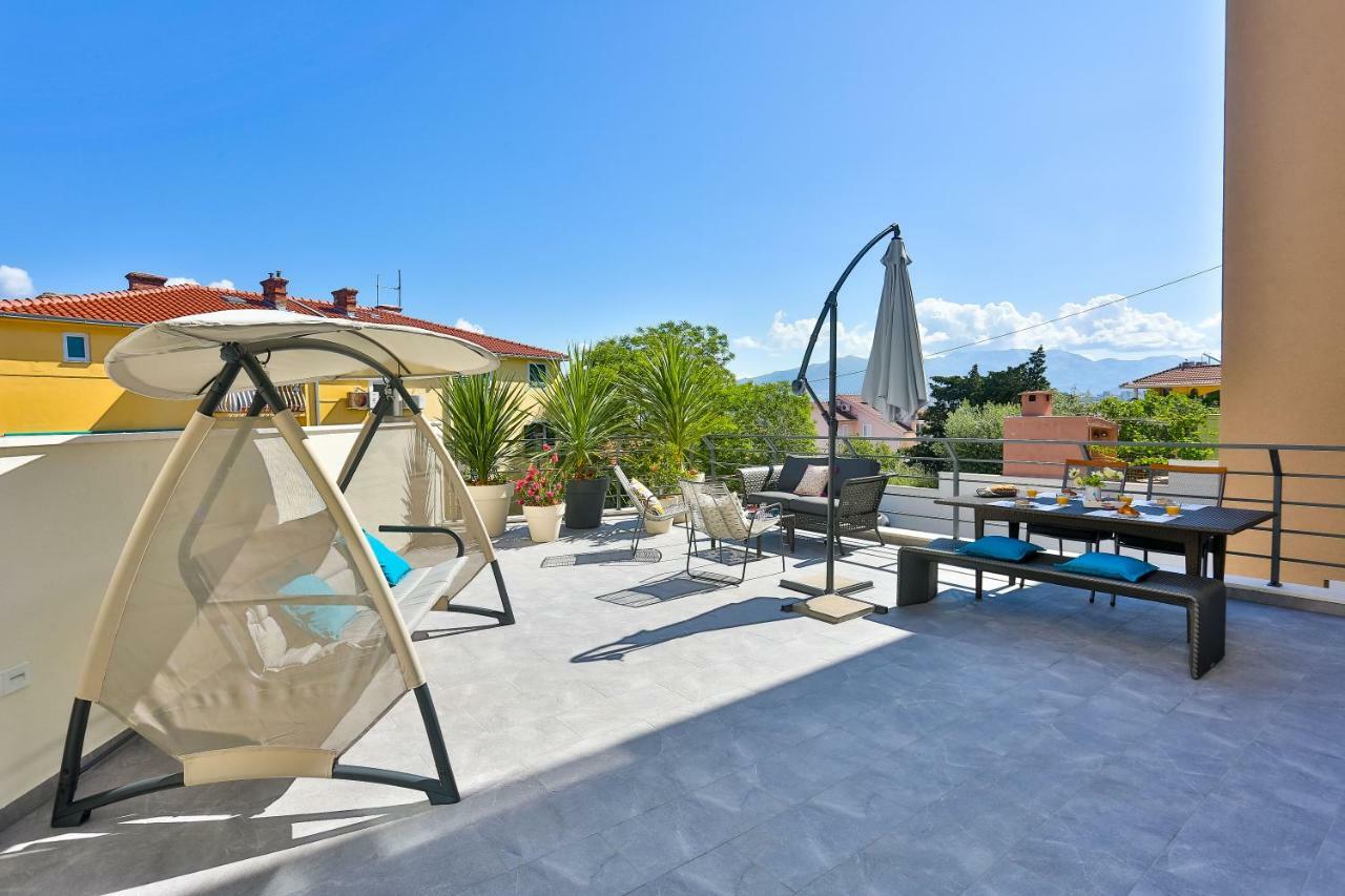 Luxury Urban Villa Apartments With Jacuzzi 斯普利特 外观 照片