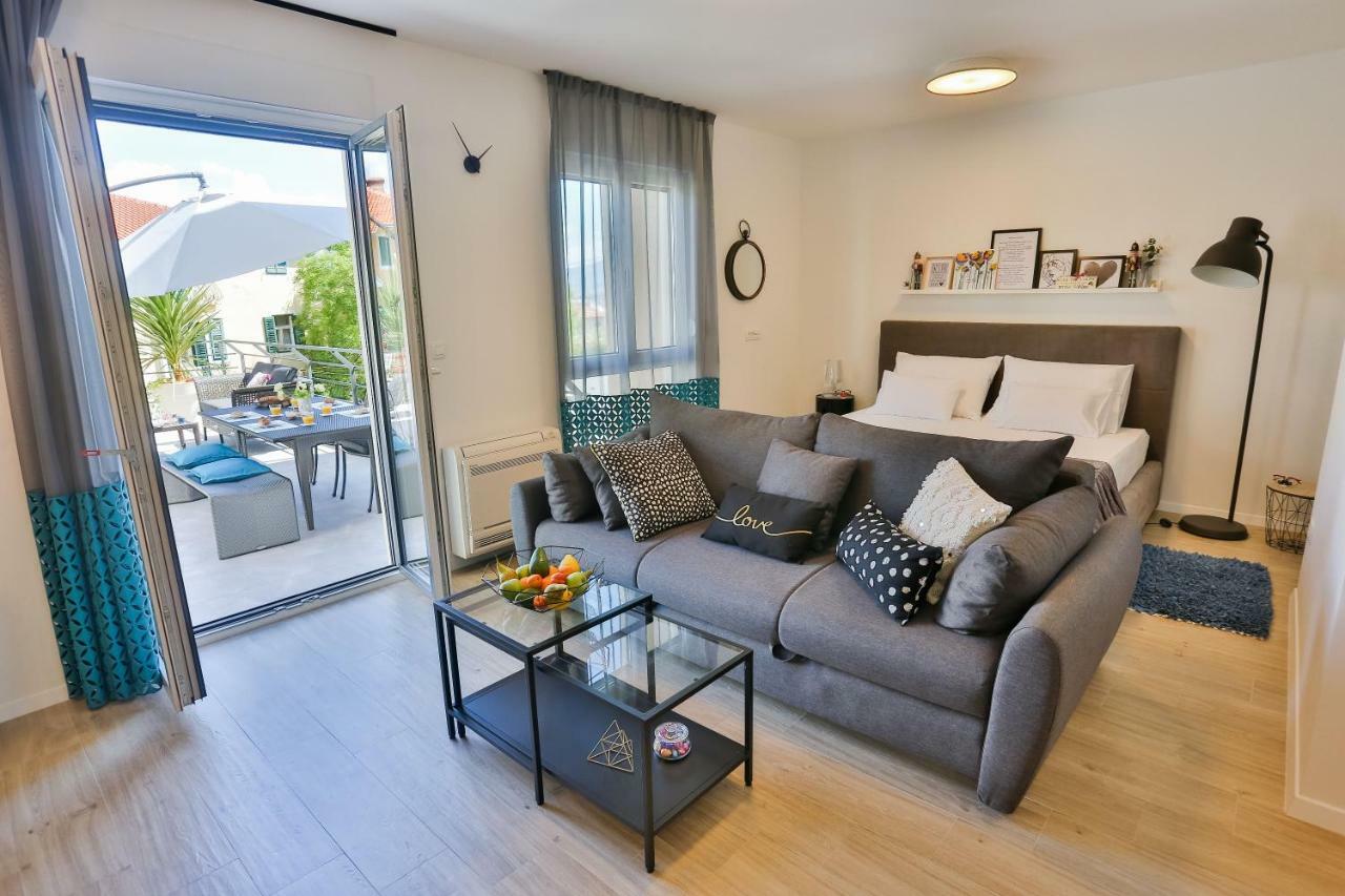 Luxury Urban Villa Apartments With Jacuzzi 斯普利特 外观 照片