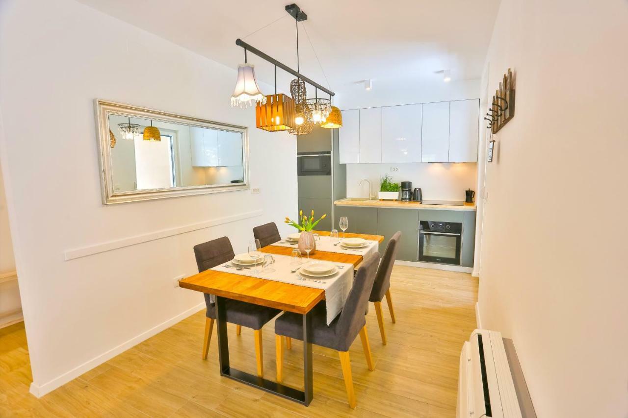 Luxury Urban Villa Apartments With Jacuzzi 斯普利特 外观 照片
