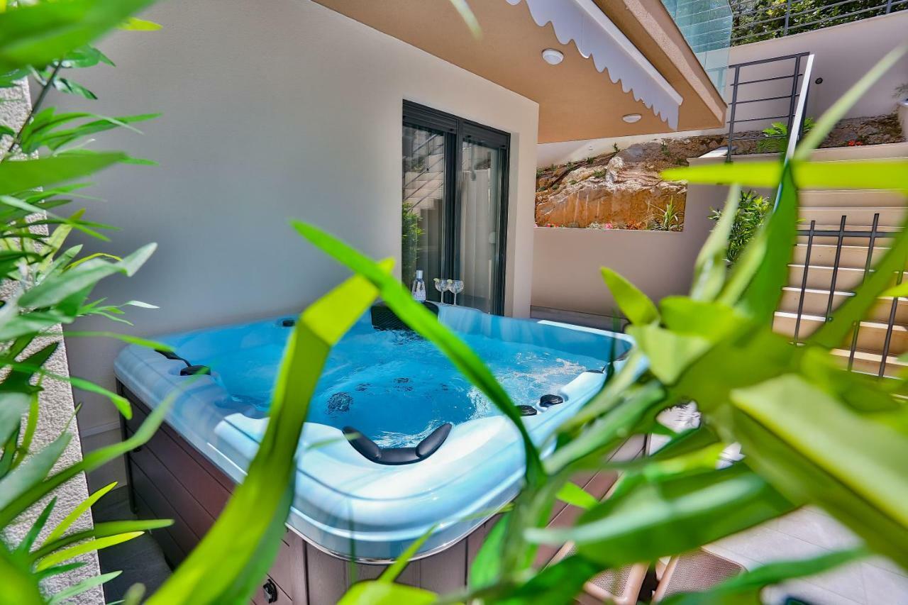 Luxury Urban Villa Apartments With Jacuzzi 斯普利特 外观 照片