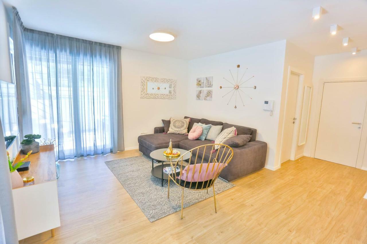 Luxury Urban Villa Apartments With Jacuzzi 斯普利特 外观 照片